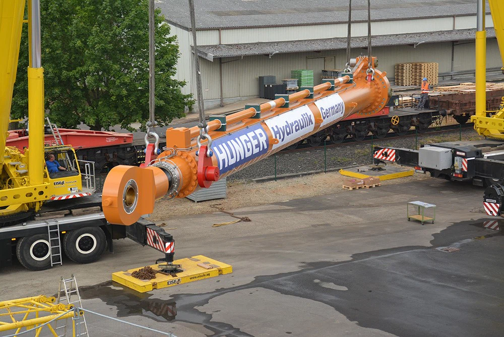 hydraulikzylinderschwimmbagger05